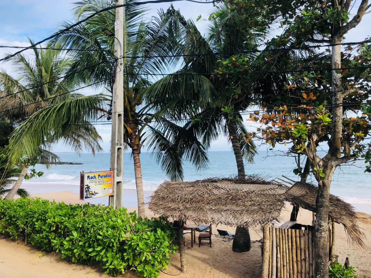 Rock Paradise Beach Hotel & Restaurent Tangalle Exteriör bild
