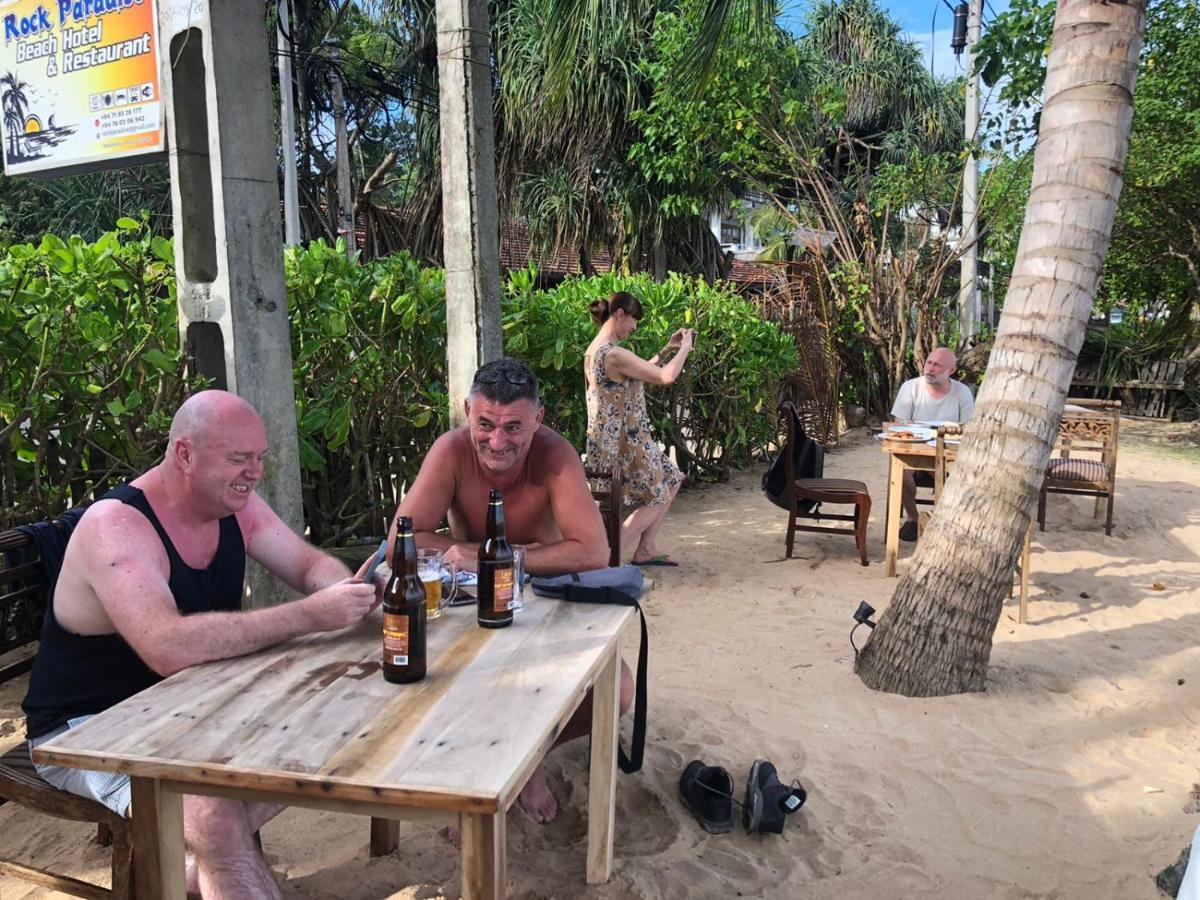 Rock Paradise Beach Hotel & Restaurent Tangalle Exteriör bild